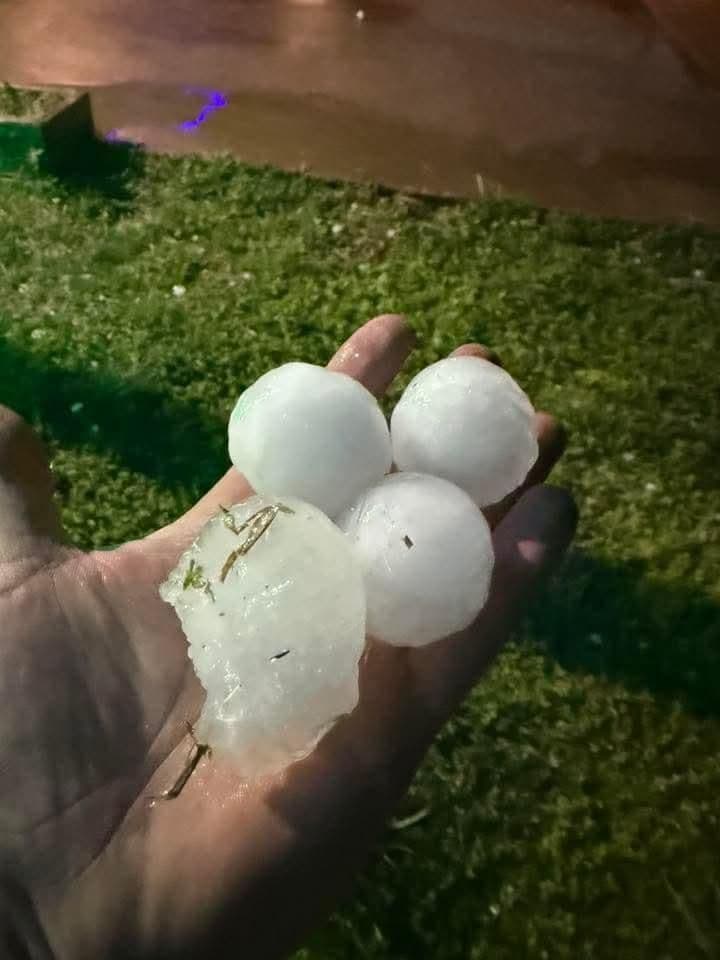 Hail Damage Alert: Free Roof Inspections image